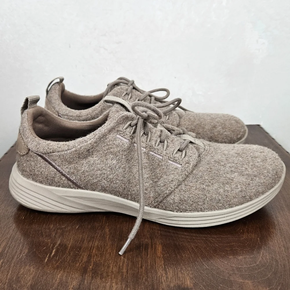 Earth Scenic Quartz Taupe Sneakers - Picture 1 of 10